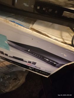 Samsung Blue Ray 3D,With Home Theater Speakers 