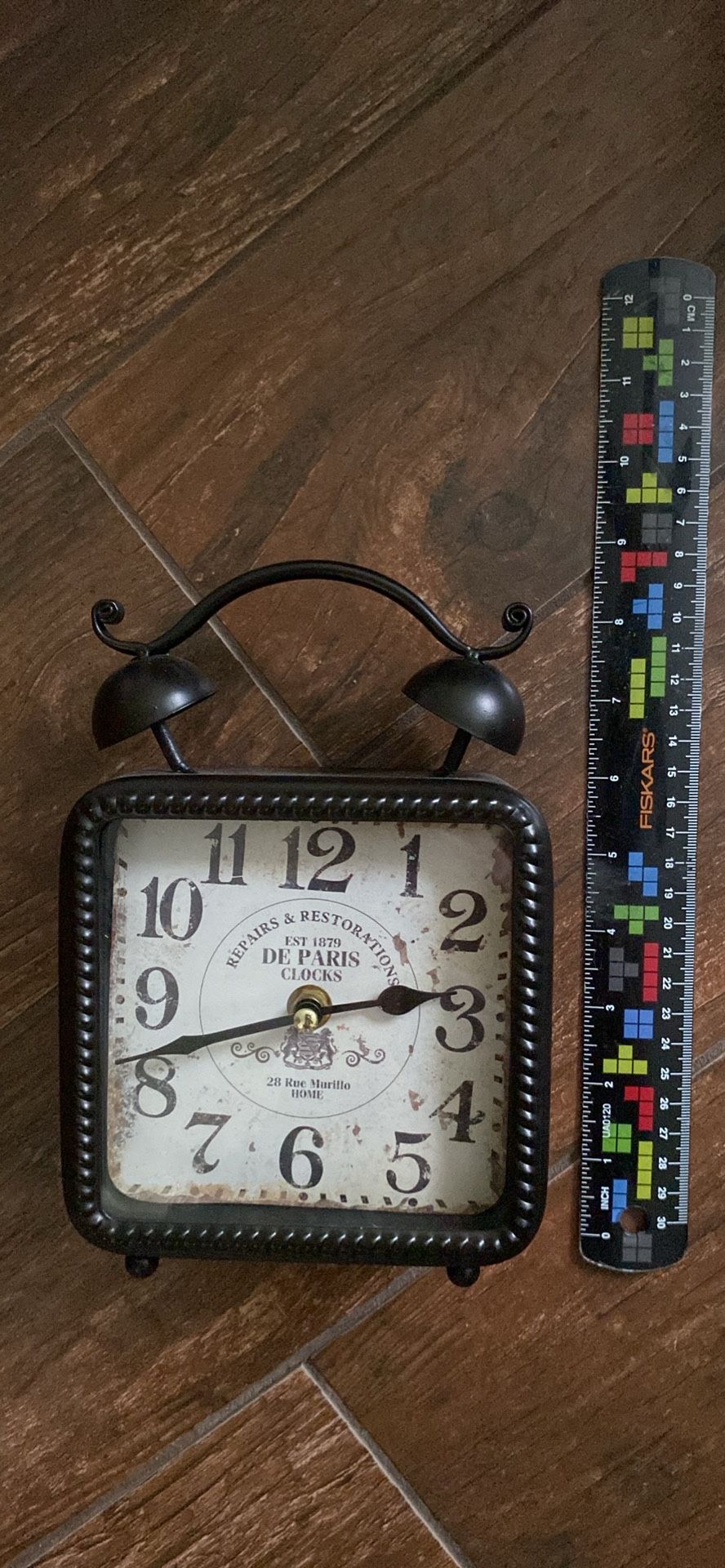 Clock (Paris motif)