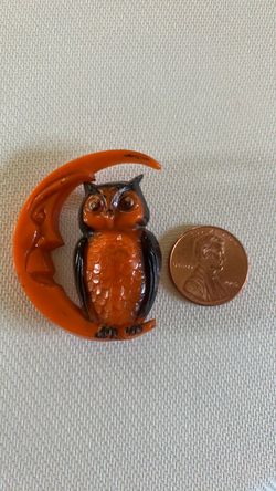 Vintage rare man in the moon and Owl brooch