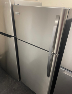 Frigidaire Top Freezer Fridge – Stainless, clean and ready