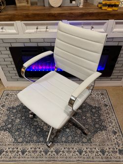 White And Chrome Modern Office Chair