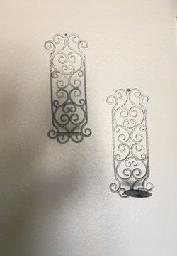 Wall candle holder
