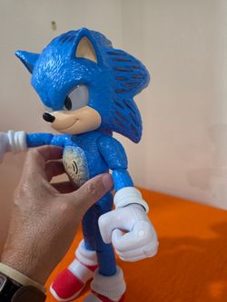 Talking & Light Sonic the Hedgehog Action Figure,14 inch Tall.