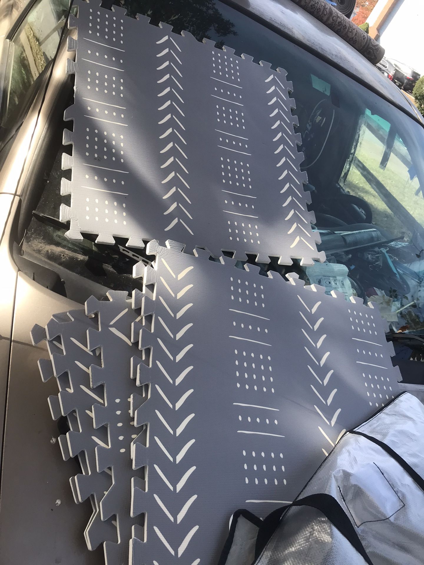 Nice Set Of Six Large 24 X 24 ConnectingOnly $25Firm