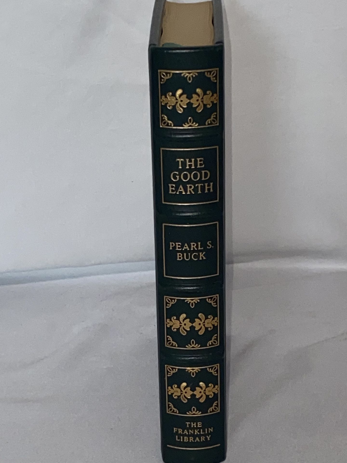 The Good Earth by Pearl S Buck