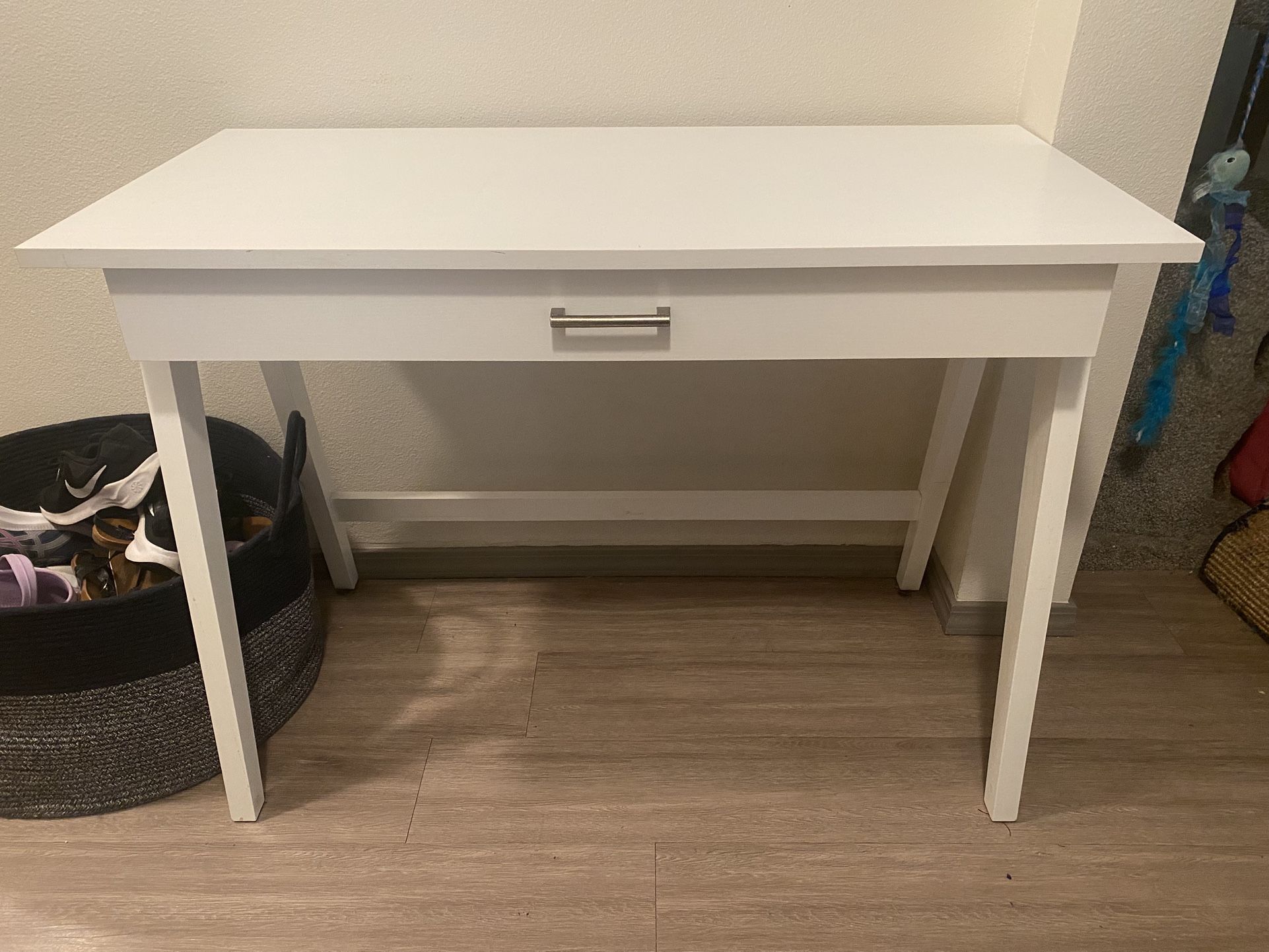 White Desk