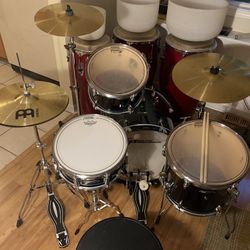 Sound Percussion Drum Set, Pearl Throne, Cymbals 
