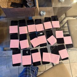 19 iPhone XS – 10 Power On – Parts / Repair Lot