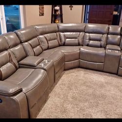 New Gray Power Recliner Sectional Couch! Includes Free Delivery 🚚! Free Assembly!