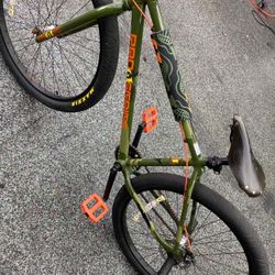 GT Pro Series BMX Bike