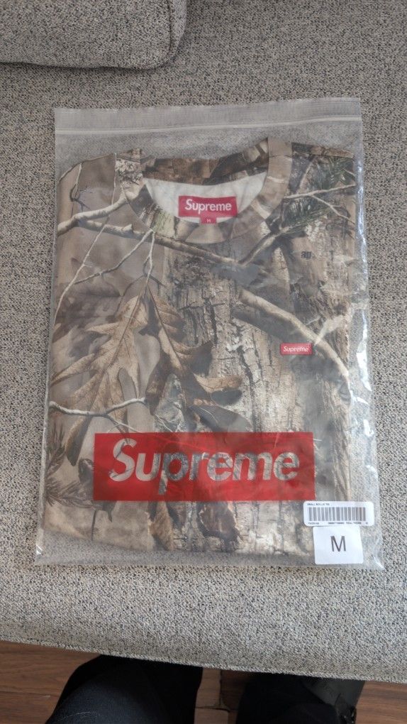 Supreme Camo MEDIUM