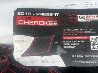 Jeep Cherokee 2019-2026 Cup Holder Hero