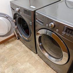 WASHER AND DRYER SET 