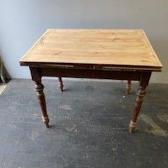 Antique Drawleaf Dining Table 