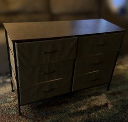 Dresser for Bedroom with 6 Drawers
