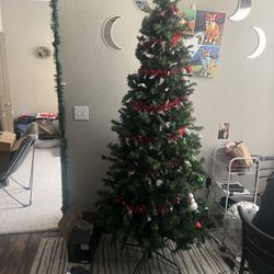 Christmas Tree With All Accessories 