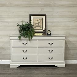 FREE Delivery* on this Beautiful Beige Dresser