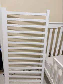Pottery Barn crib / convertible bed- $50.00 OBO