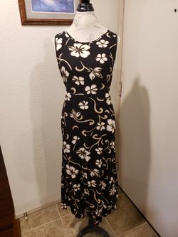 Black & Natural Colored Flowers Summer Dress