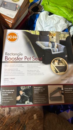K&H rectangle booster seat