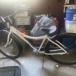 Beach Cruiser. Light Weight. White. Excellent Condition 