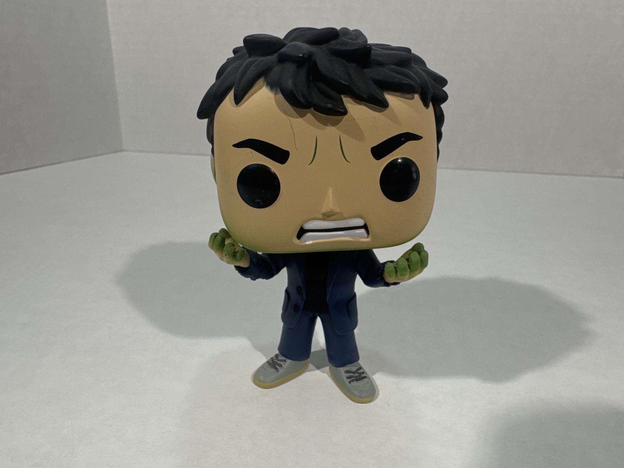 Funko Pop! Bruce Banner transforming into Hulk