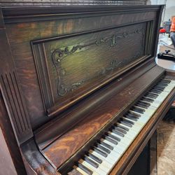 FREE Piano - you Come Get!