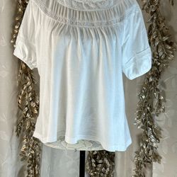 LOFT Petite White Lace Crochet Trim Peasant Top MP Boho Chic Casual Everyday