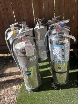 Water fire extinguishers