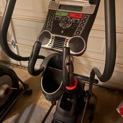 Schwinn Elliptical  (Like New)