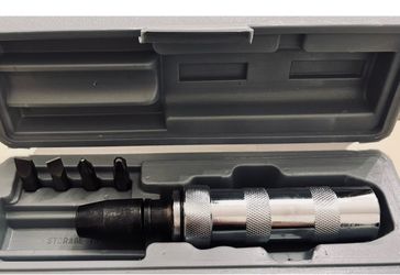 Impact screwdriver