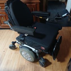 Quatum Q6 lift and tilt