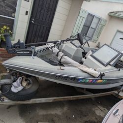 1987 Nitro Bass Boat