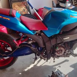 06 Kawasaki 636