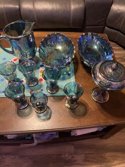 Vintage carnival glass set