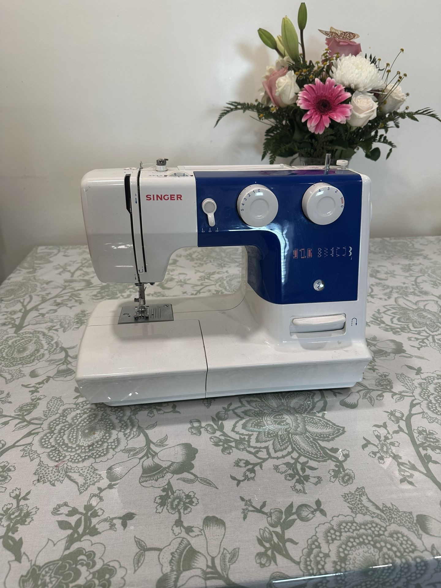 Singer Sewing Machine