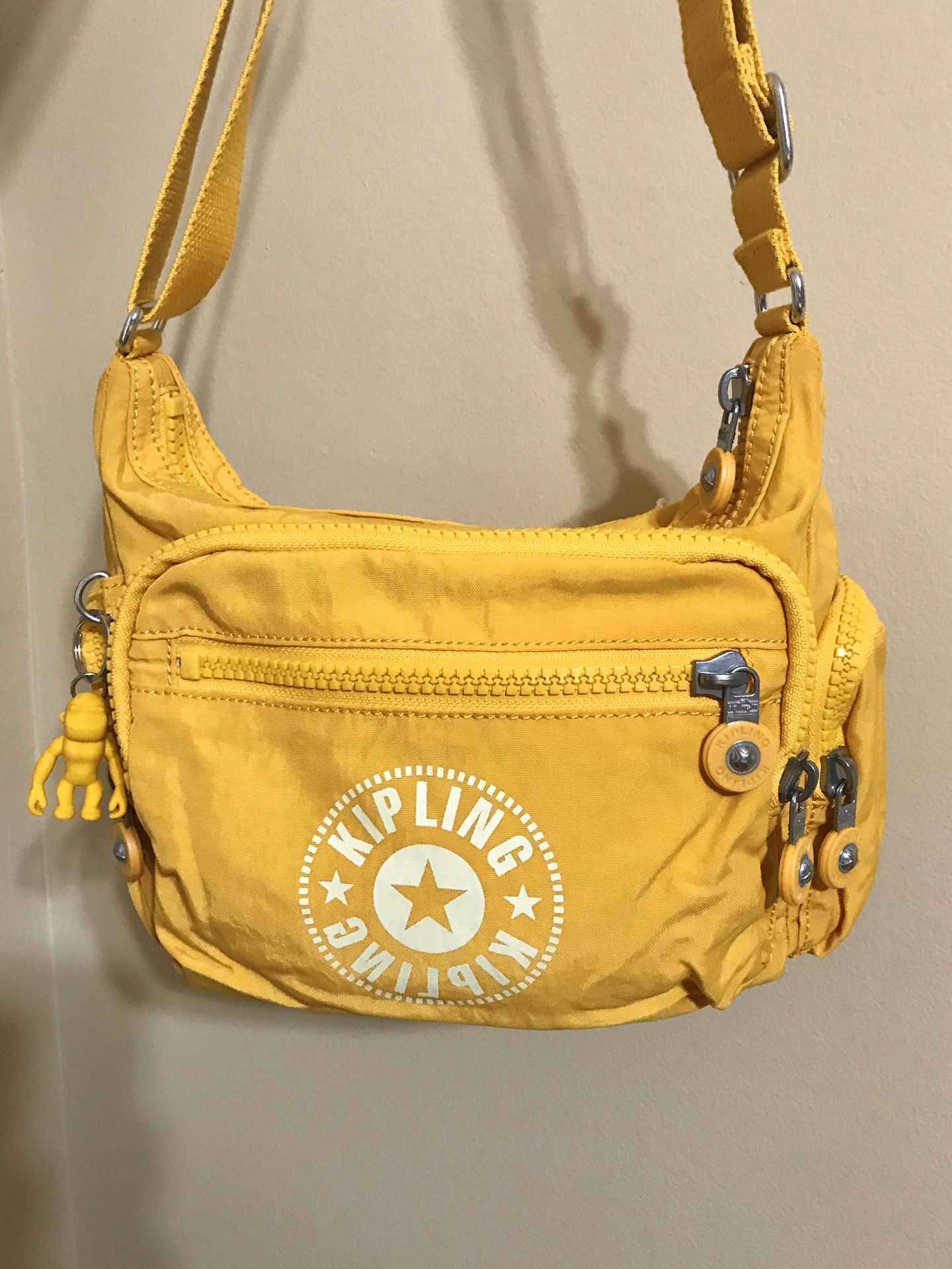 Yellow Kipling bag. for Sale in Southwest Ranches, FL OfferUp