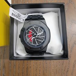 Invicta speedway rim mens watch