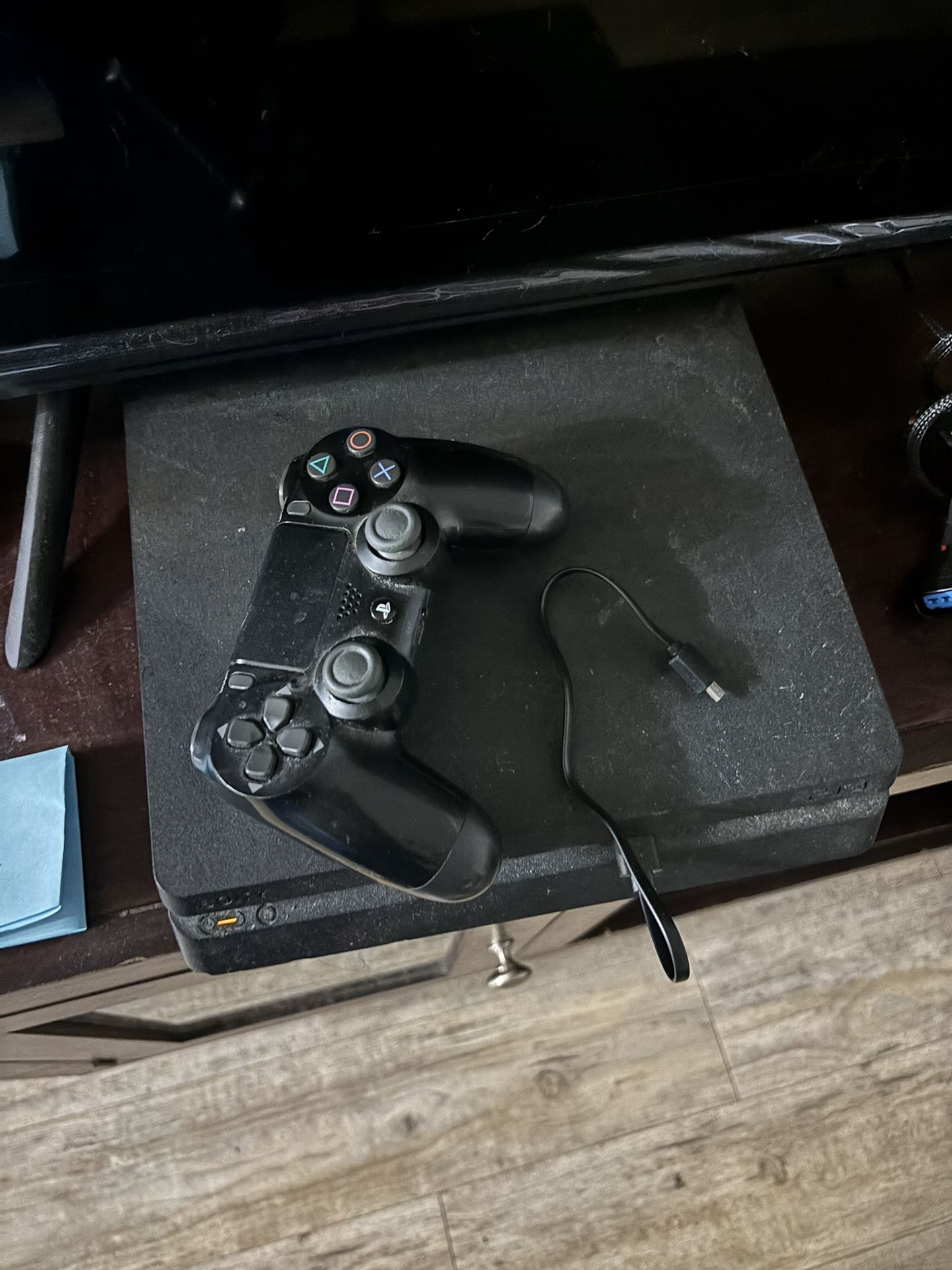 PS4