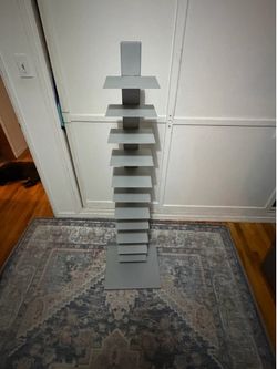 Dellenby Spine Book Tower - Silver - SEI