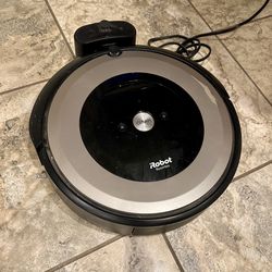 Roomba e6