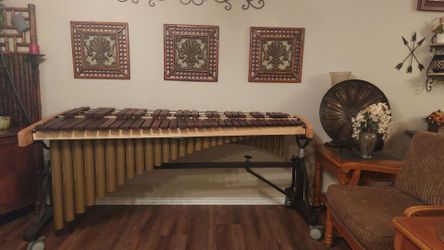4 1/3 Octave Marimba Xylophone Rosewood With Cover Orchestra Fiesta De Quinceañera XYLOPHONE PERCUSSION INSTRUMENT Located In JUSTIN TEXAS