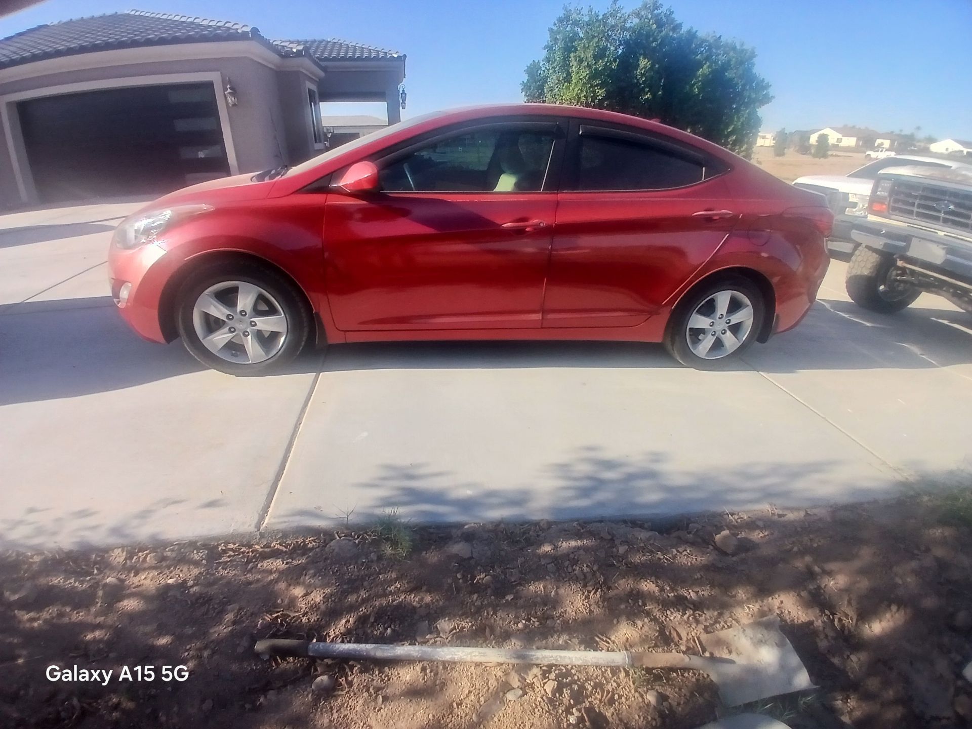 2013 Hyundai Elantra Limited FWD With