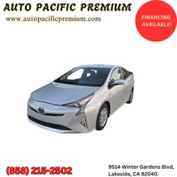 2016 Toyota Prius Four Hatchback
