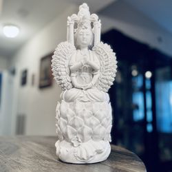 VINTAGE CHINESE BLANC DE CHINE PORCELAIN FIGURE OF THE GODDESS DOUMU 16”.