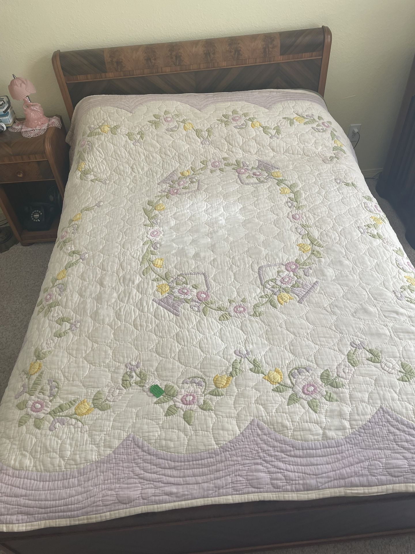 Quilt.Very Old Cotton Hand Appliquéd & Hand Quilted Heavy Batting Pastel Floral Theme.1 of 2 Quilts