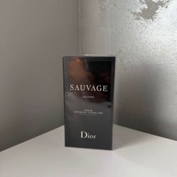 Dior Suvage Eau De Parfum