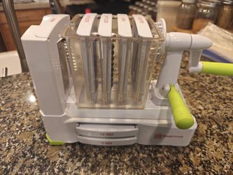 Brieftons Spiralizer Vegetable Slicer