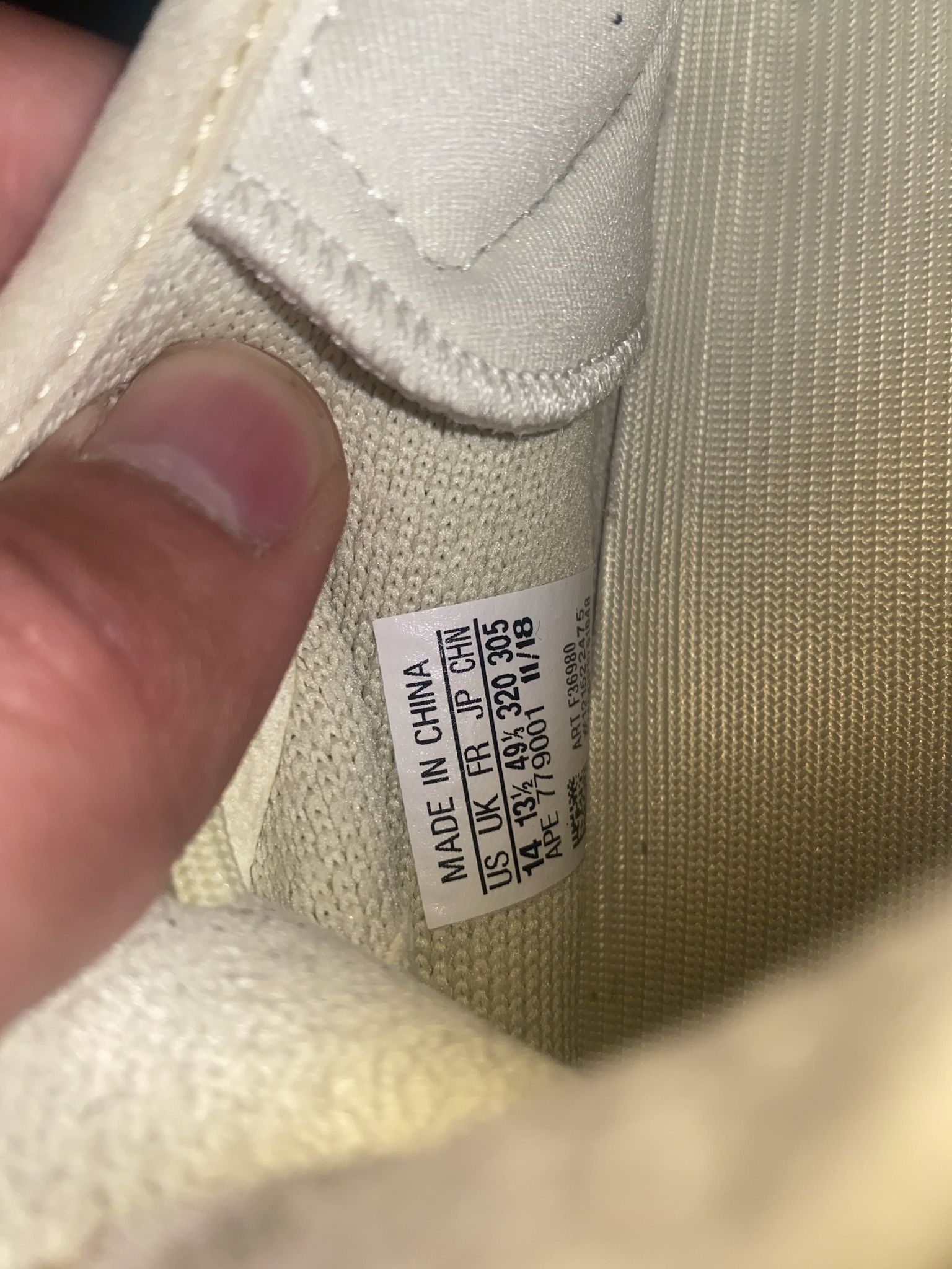 Yeezy Boost 350 V2 “butter” Size 14