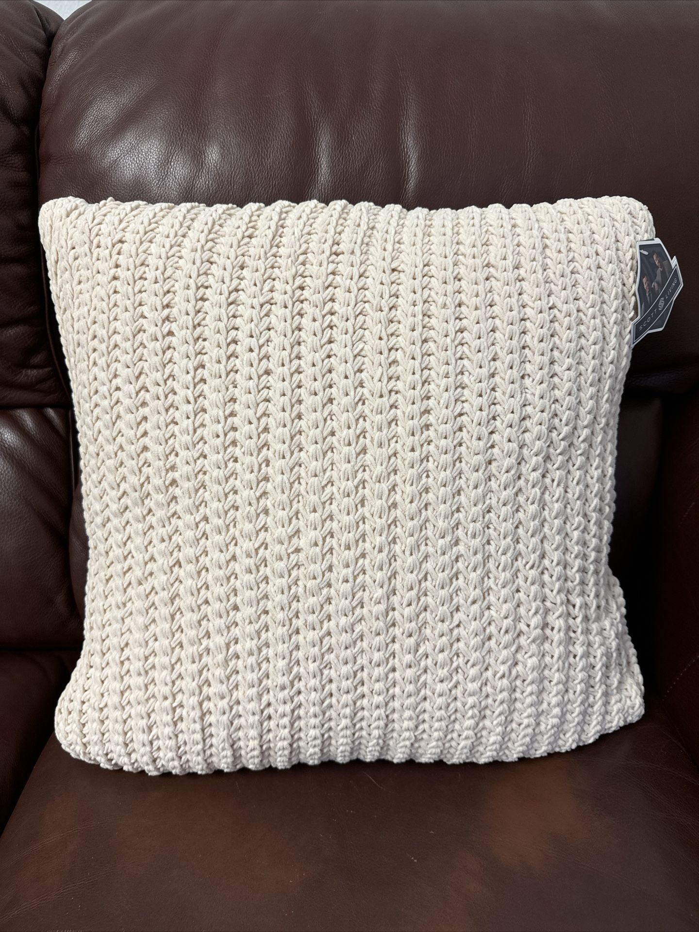 Kohls Scott Living Ivory 20x20 Decorative Crochet Pillows
